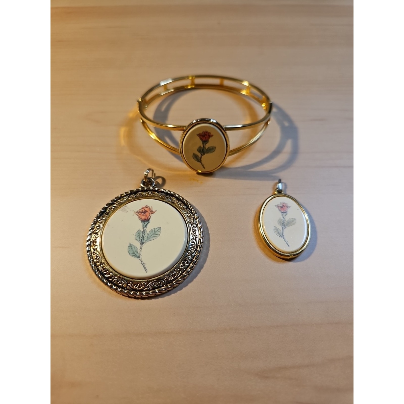 Lot Of Vintage Barlow Gold Toned Rose Pendants And Bracelet